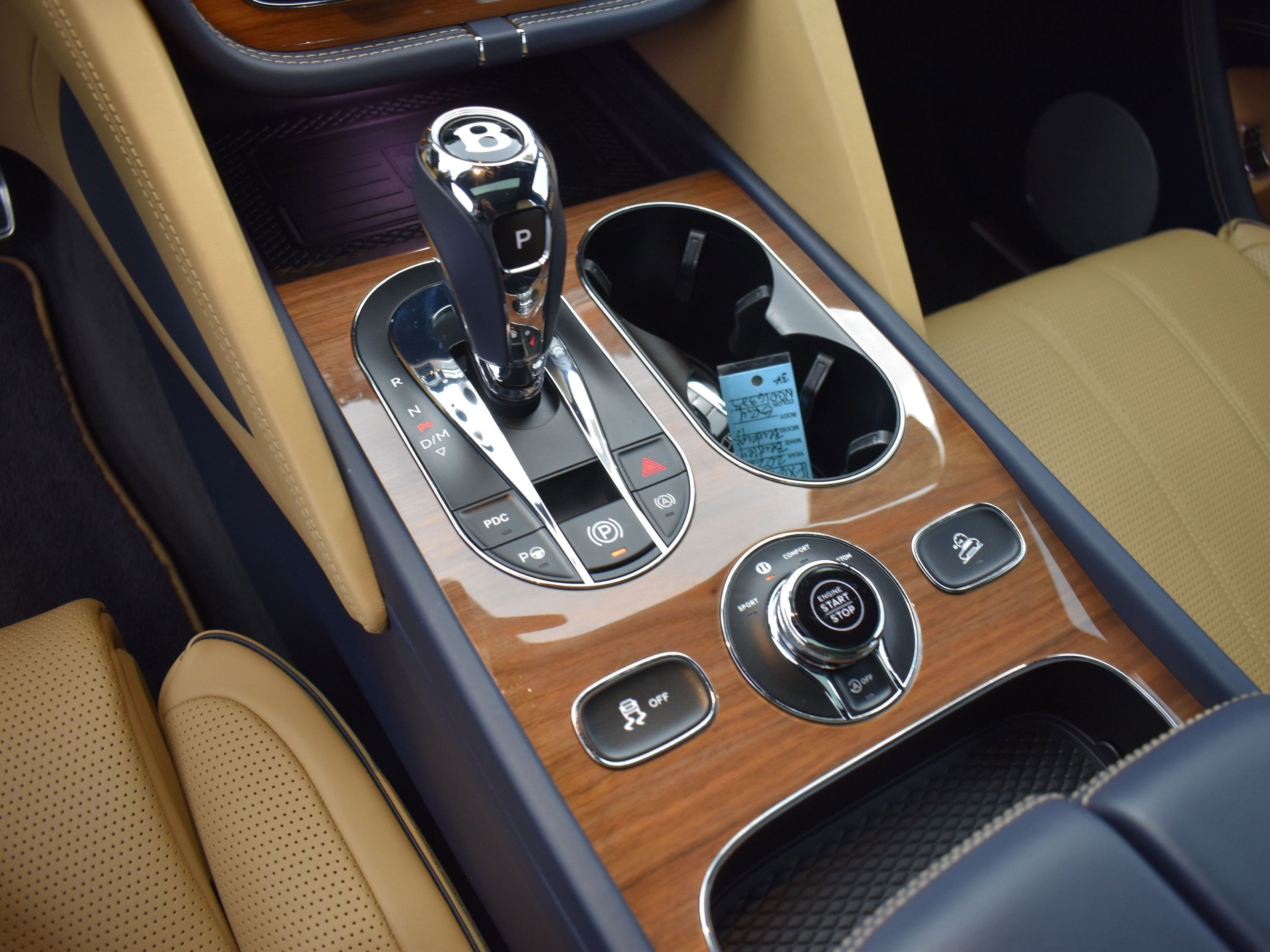 2022 Bentley Bentayga V8